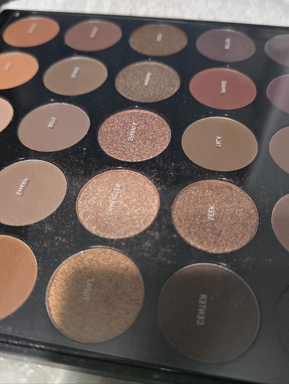Morphe 25B Bronzed Mocha Eyeshadow Palette - Black & Red Accents - Picture 3 of 5